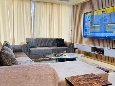 Luxury Living: Exquisite 2 Bedroom Flat