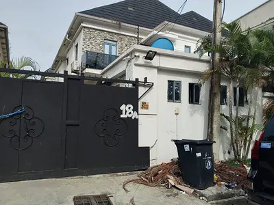 Furnished 5 Bedroom Detached Duplex