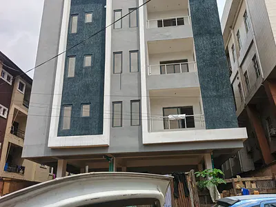 Modern Built 3 Bedroom with BQ