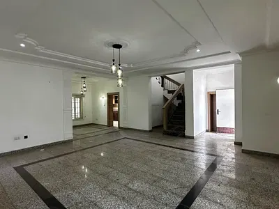 4 Bedroom Terrace Duplex with BQ