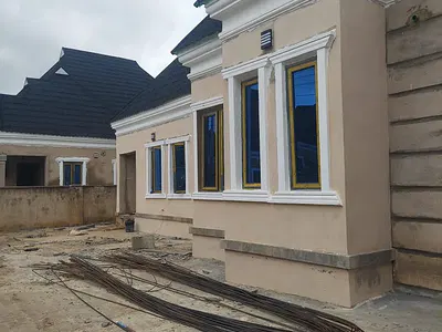 Beautidul Newly Built 3 Bedroom Bungalow with Miniflat BQ