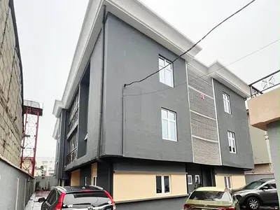 Newly Renovated 3-Bedroom Flat