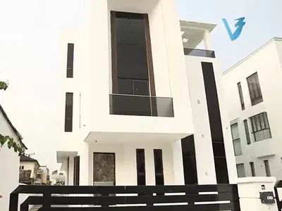 Luxury 5-Bedroom Smart Duplex with BQ, Cinema, Pool & Elevator