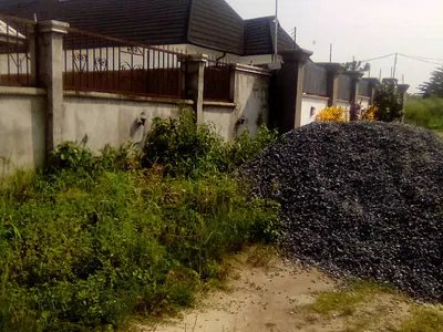 Plot of at Teachers' Estate