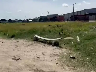Fantastic 10 Plots Sharing Fenced with Shoprite
