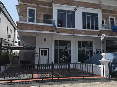 Fully Furnished 4 Bedroom House