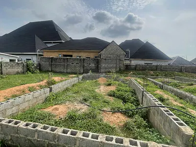 2 Bedrooms Terrace Duplex