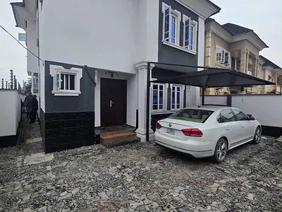 4bedroom Fully Detached Corner Piece Duplex in a Well Developed Area