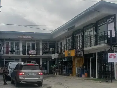 Shop Space in a Good Commercial Location