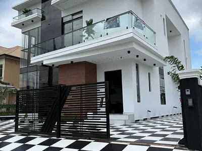 Fully Detached Luxury 5bedroom Duplex Comes with Swimming Plus BQ