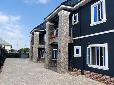 5 Bedroom Duplex with a Room Boys' Quarter