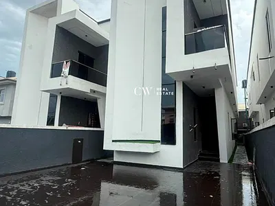 5 Bedroom Detached Duplex