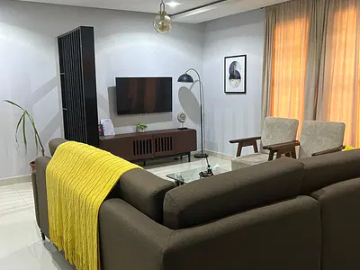 Lovely One Bedroom Beige Apartment