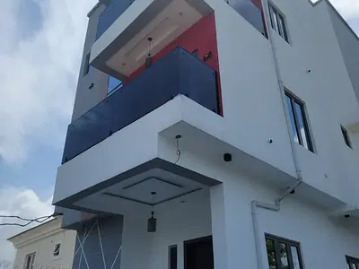Standard 5 Bedroom Fully Detached Duplex