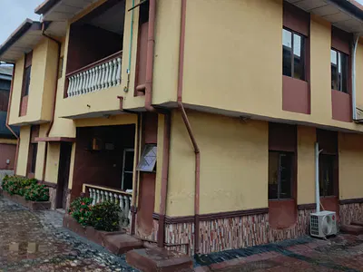 A Spacious 4 Bedroom Apartment