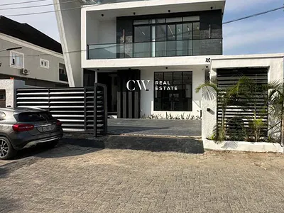 5 Bedroom Detached Duplex in Sangotedo