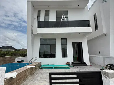 4 Bedroom Detached Duplex for Sale