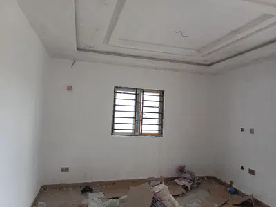 A Brand New 2 Bedroom Flat with Good Water Supply, Pop, Car Park