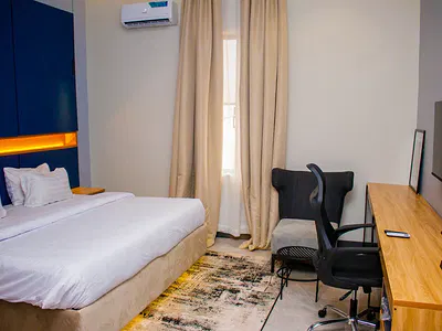 Luxury 1-Bedroom Apartment with Top-Class Facilities