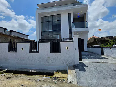 Luxury 4bedroom Fully Detached Duplex with BQ