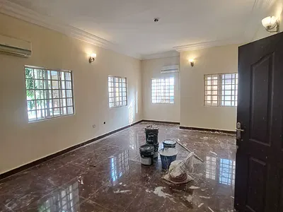 Spacious 3 Bedroom Flat