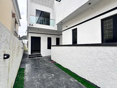 Affordable 4bedroom Duplex by Chevron