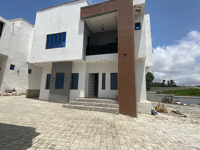 Luxury 4 Bedroom Semi-Detached Duplex with BQ