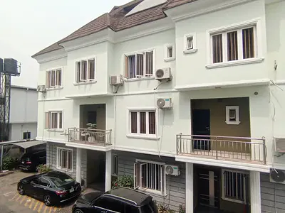 4-Bed Well Ventilated Duplex (Fully Serviced)