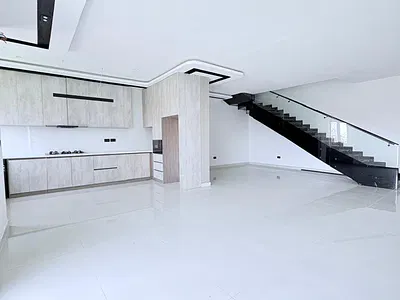 Brand New 2 Bedroom Maisonette