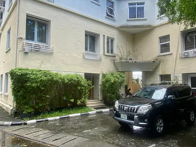 4 Bedroom Terrace House