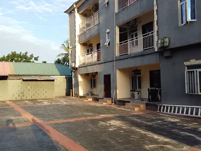 Well Maintained 2bedeoom Flat