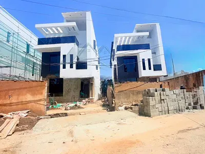 Newly Built 5 Bedroom Fully Detached Duplex with BQ
