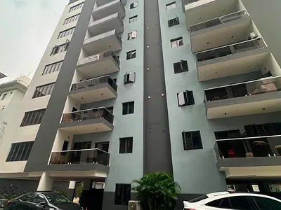 Spacious Well Maintained 4 Bedroom Apartment with Swimming Pool
