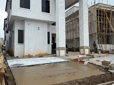 Luxury 4 Bedroom Fully Detached Duplex with a Room BQ