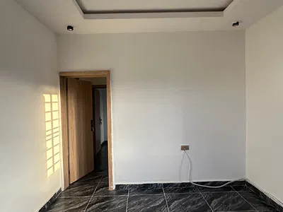 1bedroom Miniflat