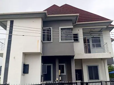 Luxury and Excellent 3bedrooms Duplex
