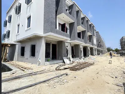 Lovely 4 Bedroom Terrace Duplex