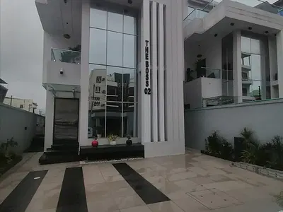 New 5 Bedroom Detached Duplex