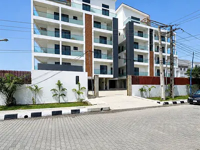 Lovely 4 Bedroom Maisonette