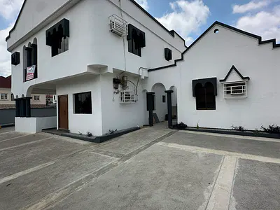6 Bedroom Fully Detached Duplex with BQ
