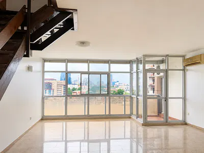 3-Bedroom Maisonette