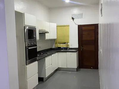 1-Bedroom Apartment
