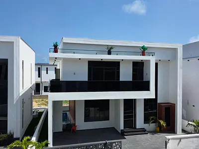 Excellently Finished 5 Bedroom Fully Detached Duplex + BQ, Cinema