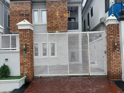 Spacious 5 Bedroom Fully Detached Duplex with BQ Plus Penthouse