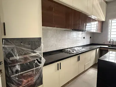 Newly Built 5 Bedroom Fully Detached Duplex