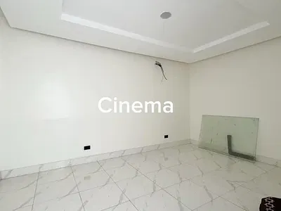 Luxury 5 Bedroom Fully Detached Duplex with Pool