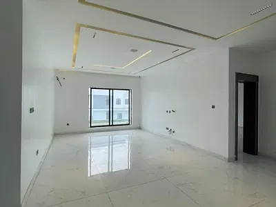 Contemporary 7bedroom Fully Detached Duplex