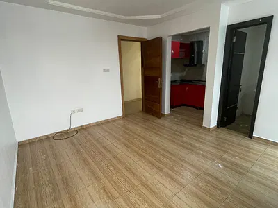 A Room Self Contain