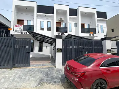 Enormous 4bedroom Semi Detached Duplex (Self Compound)