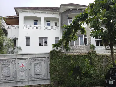 Luxury 5 Bedroom Detached Duplex